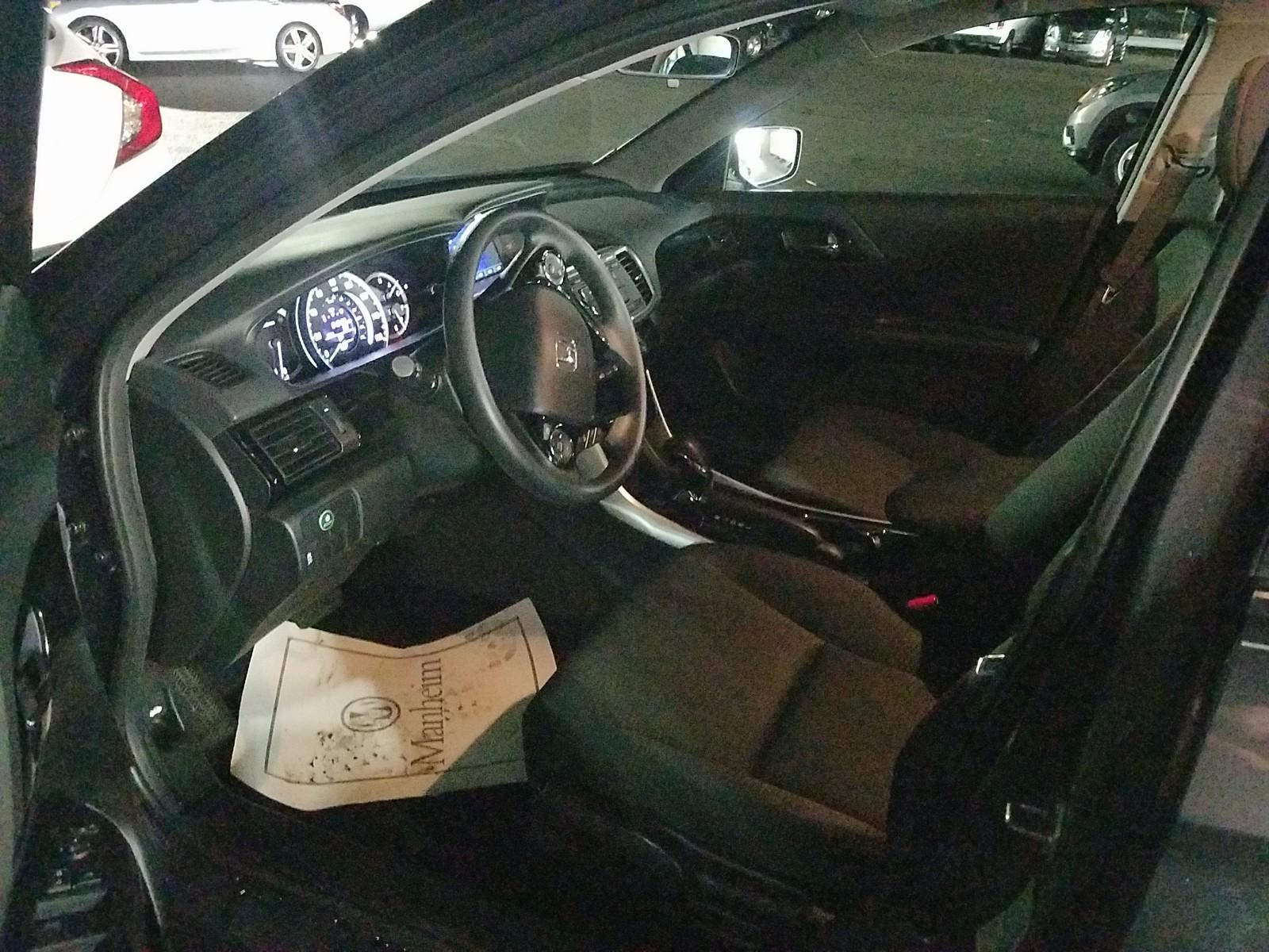 2017 Honda ACCORD 4C LX