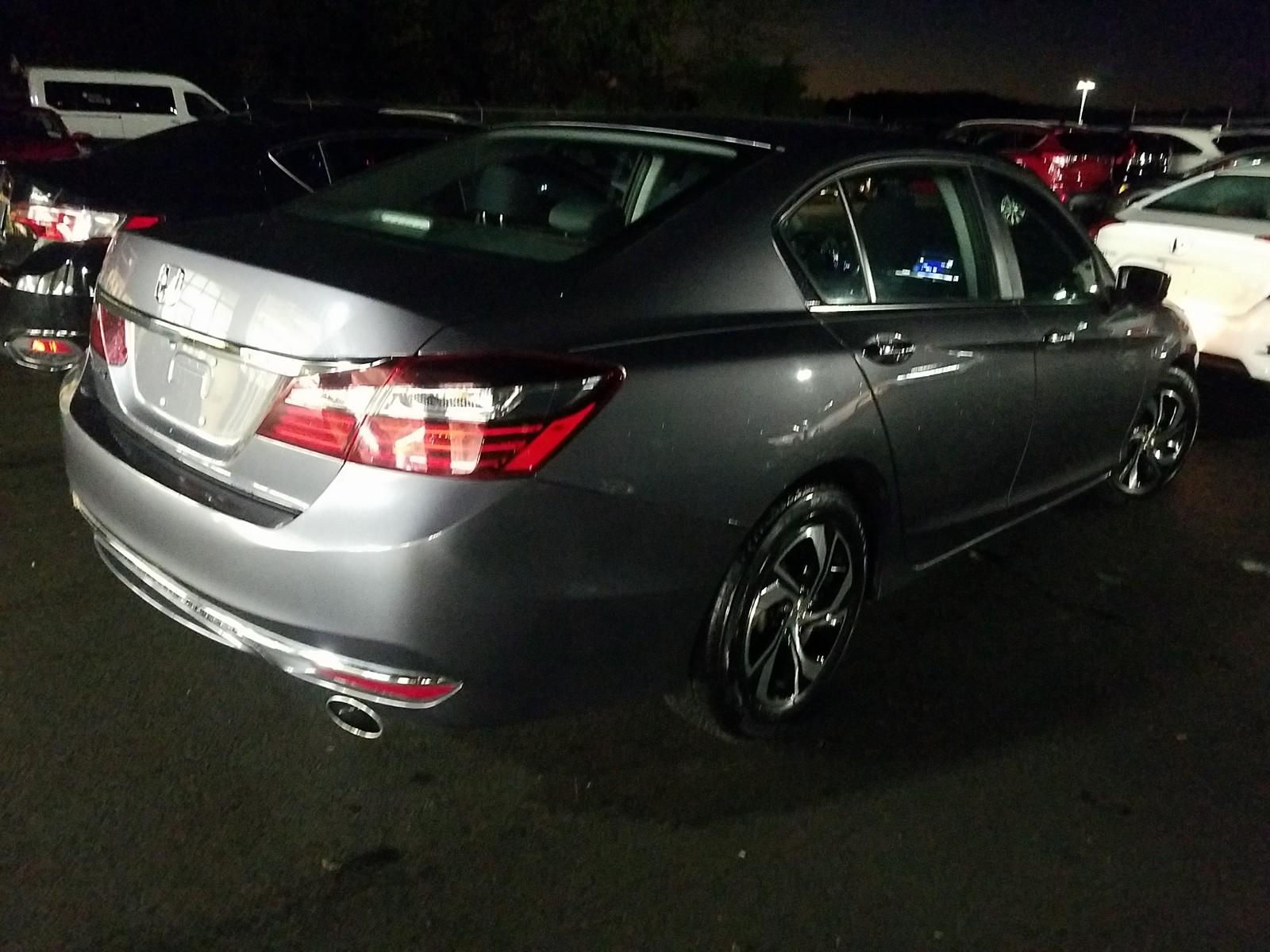 2017 Honda ACCORD 4C LX