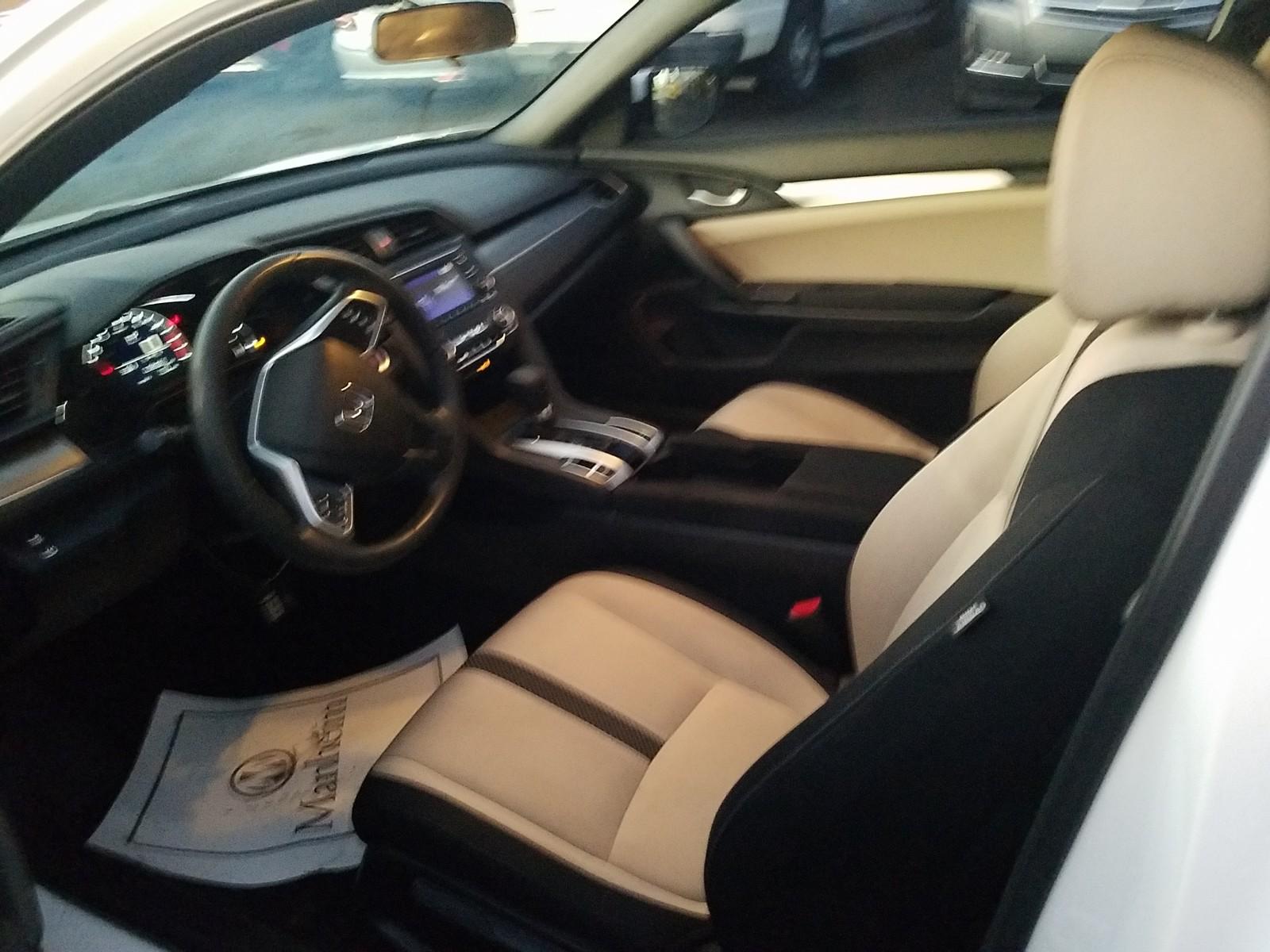 2016 Honda CIVIC LX-P