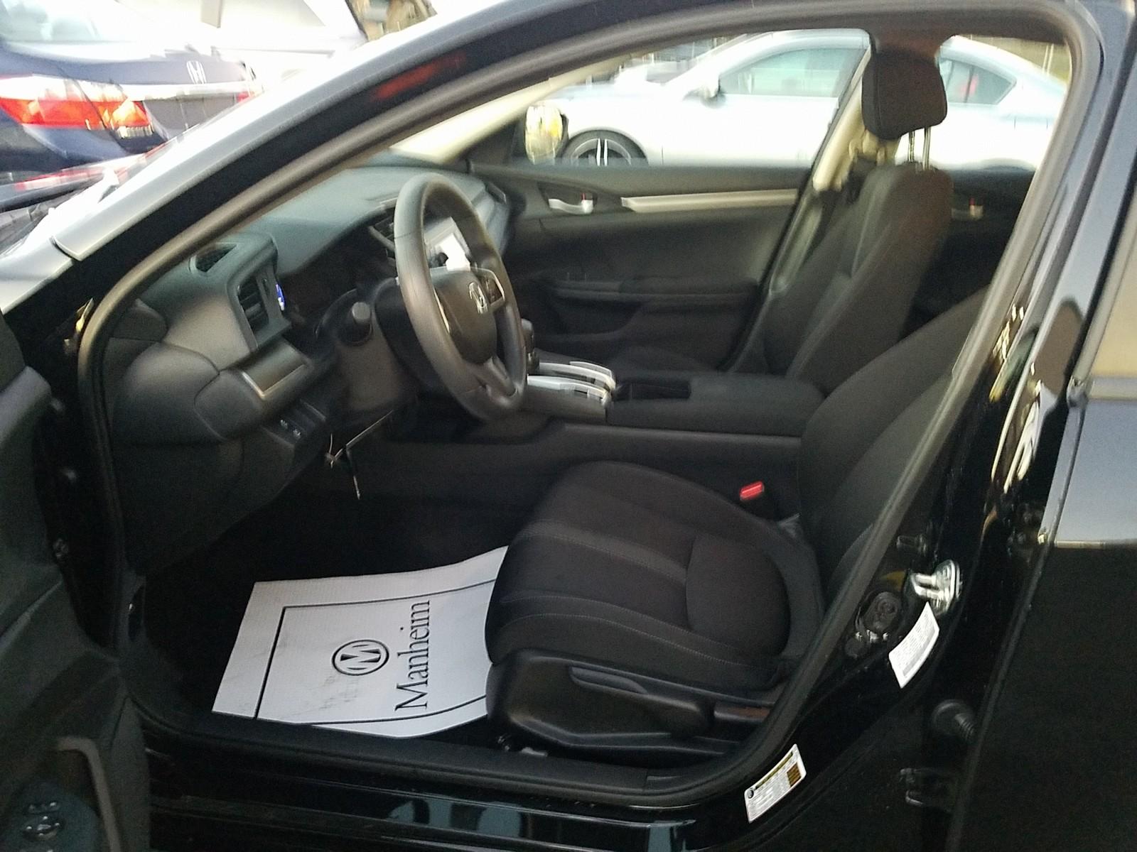 2017 Honda CIVIC LX