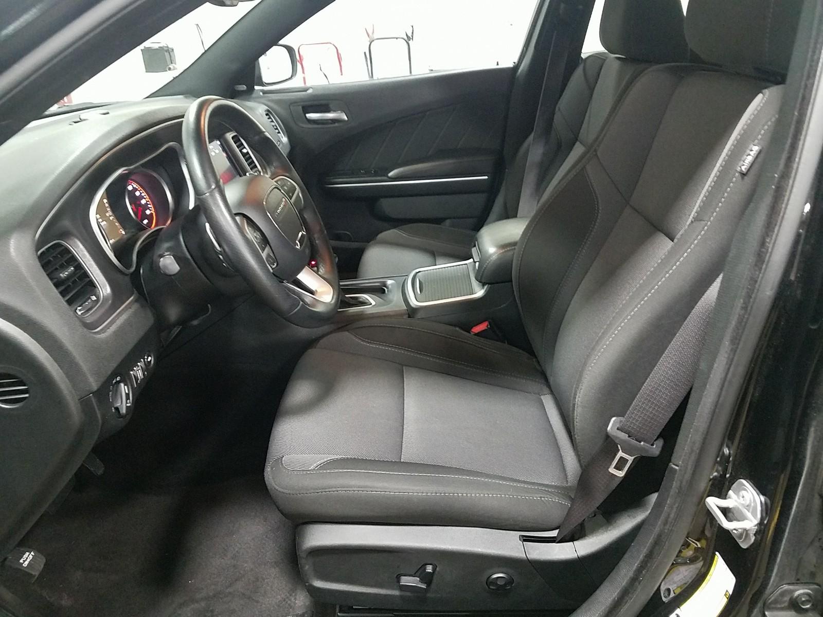 2018 Dodge CHARGER AWD V6 GT