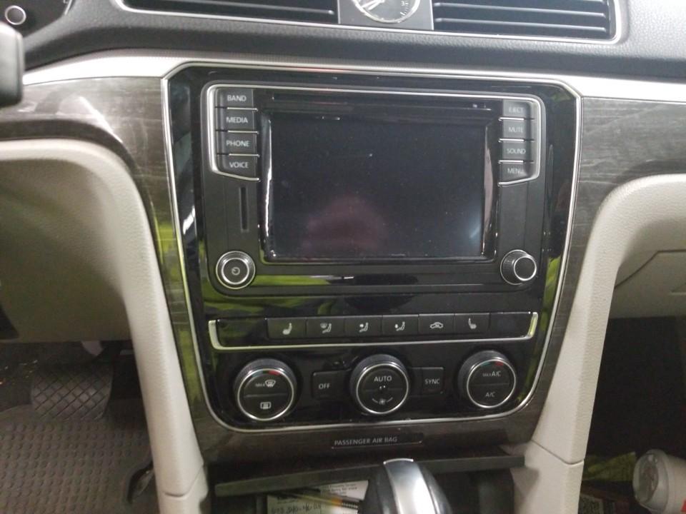 2016 Volkswagen PASSAT 4C 1.8T SE