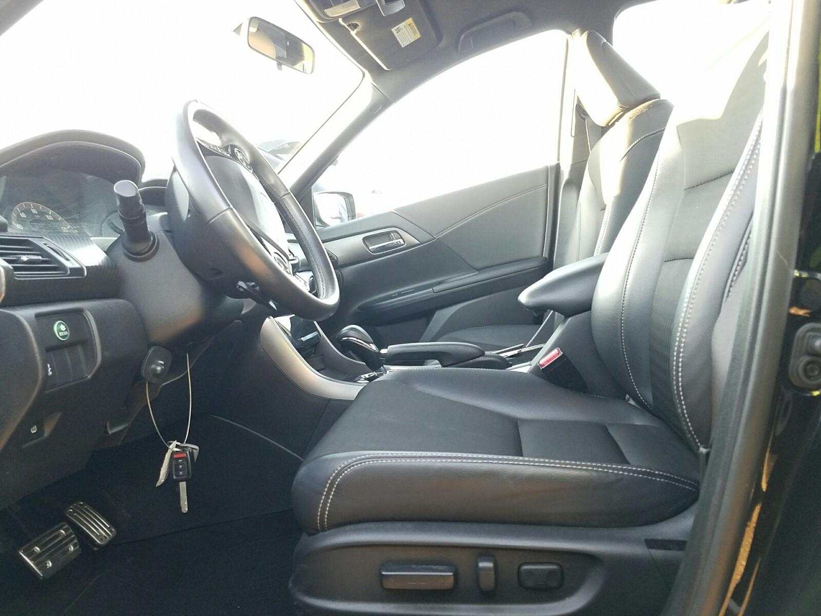 2017 Honda ACCORD 4C SPORT