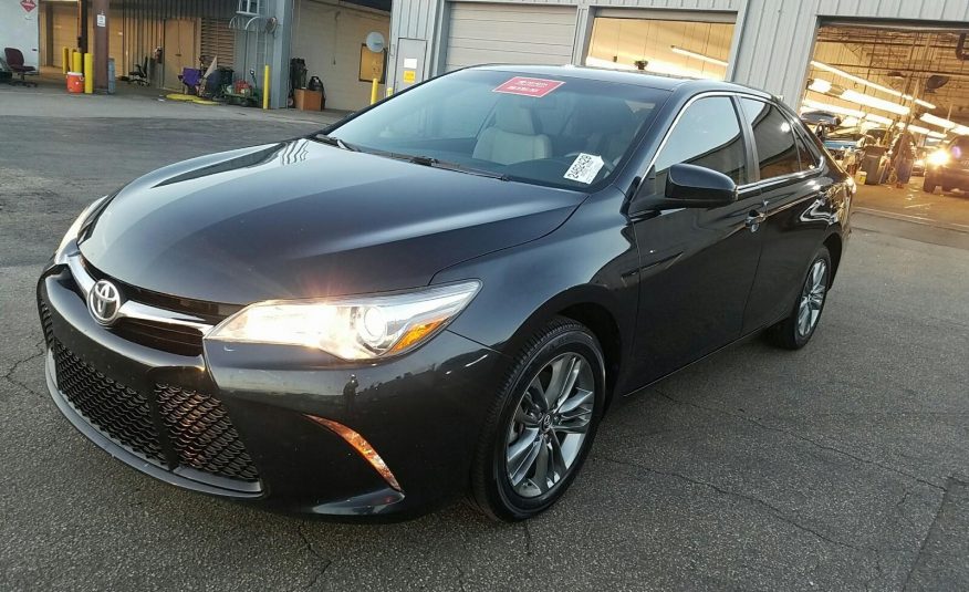 2016 Toyota CAMRY 4C SE