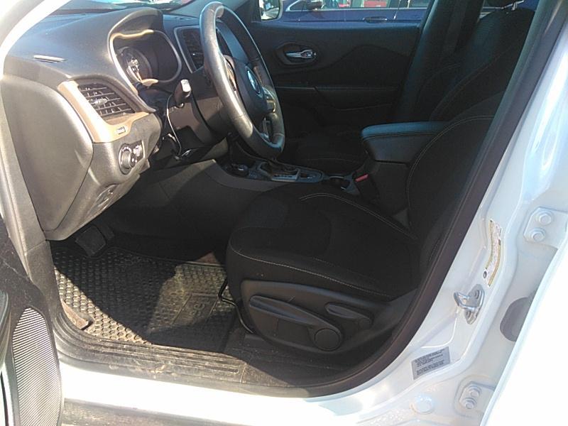 2016 Jeep CHEROKEE 4X4 4C LATITUDE