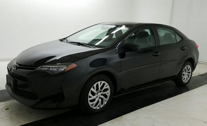 2017 Toyota COROLLA LE