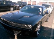 2016 Dodge CHALLENGER V6 SXT PLUS