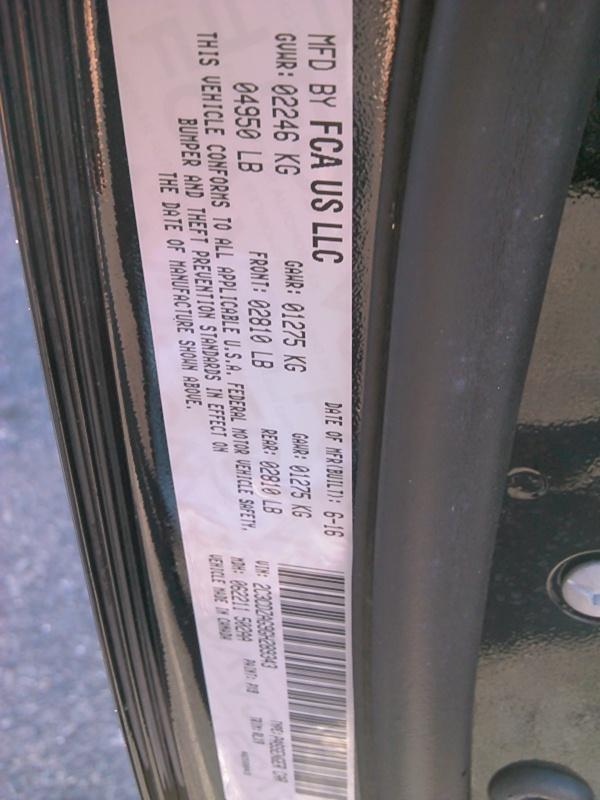 2016 Dodge CHALLENGER V6 SXT PLUS