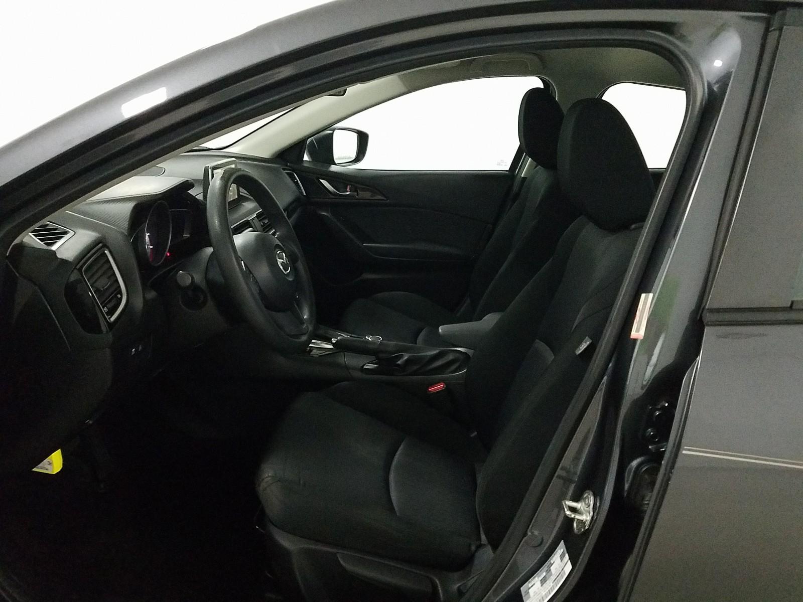 2015 Mazda MAZDA3 I SPORT