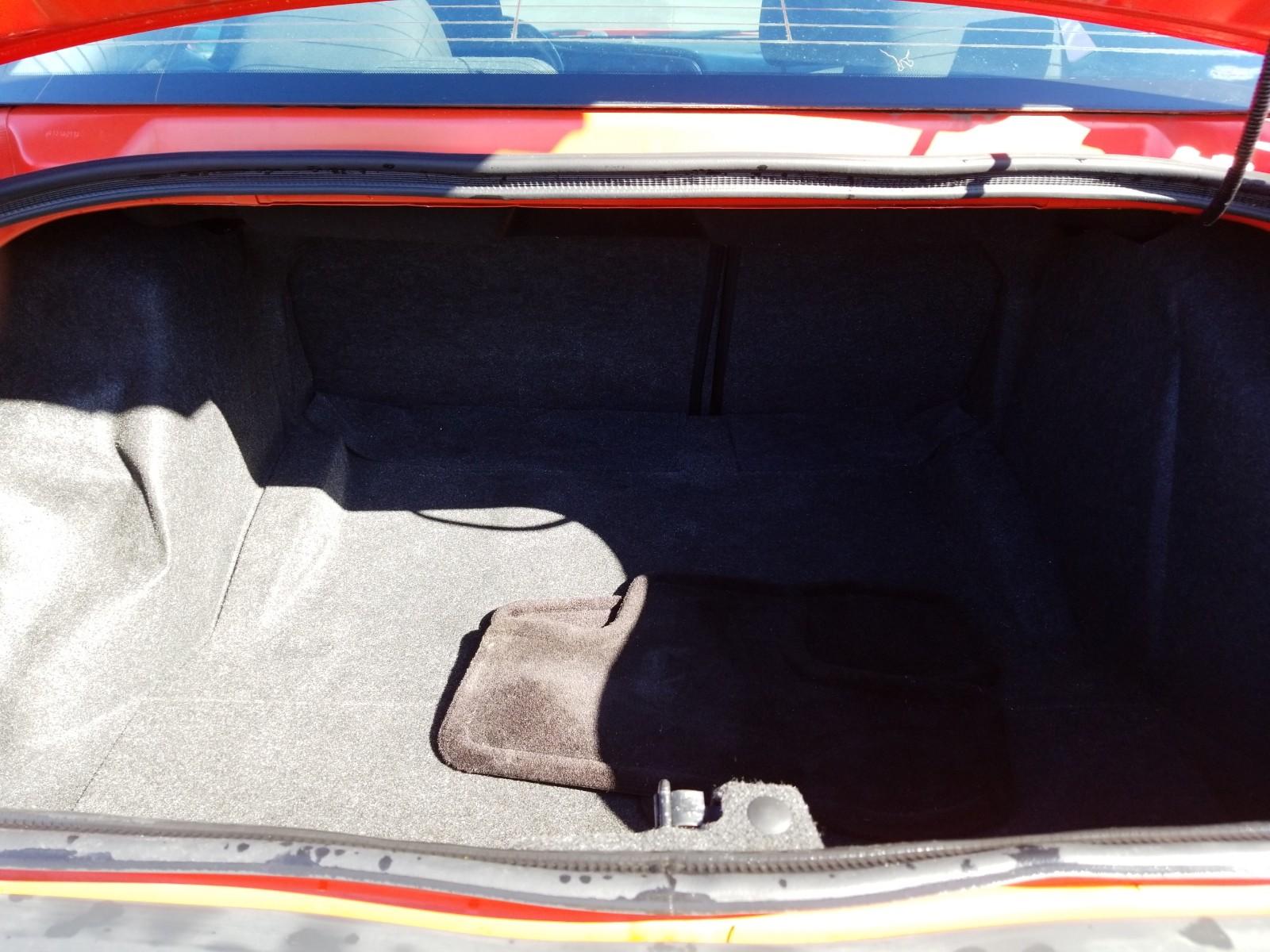 2016 Dodge CHALLENGER V6 SXT