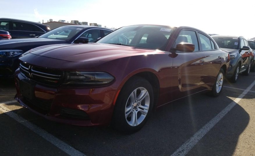 2017 Dodge CHARGER 4X2 V6 SE