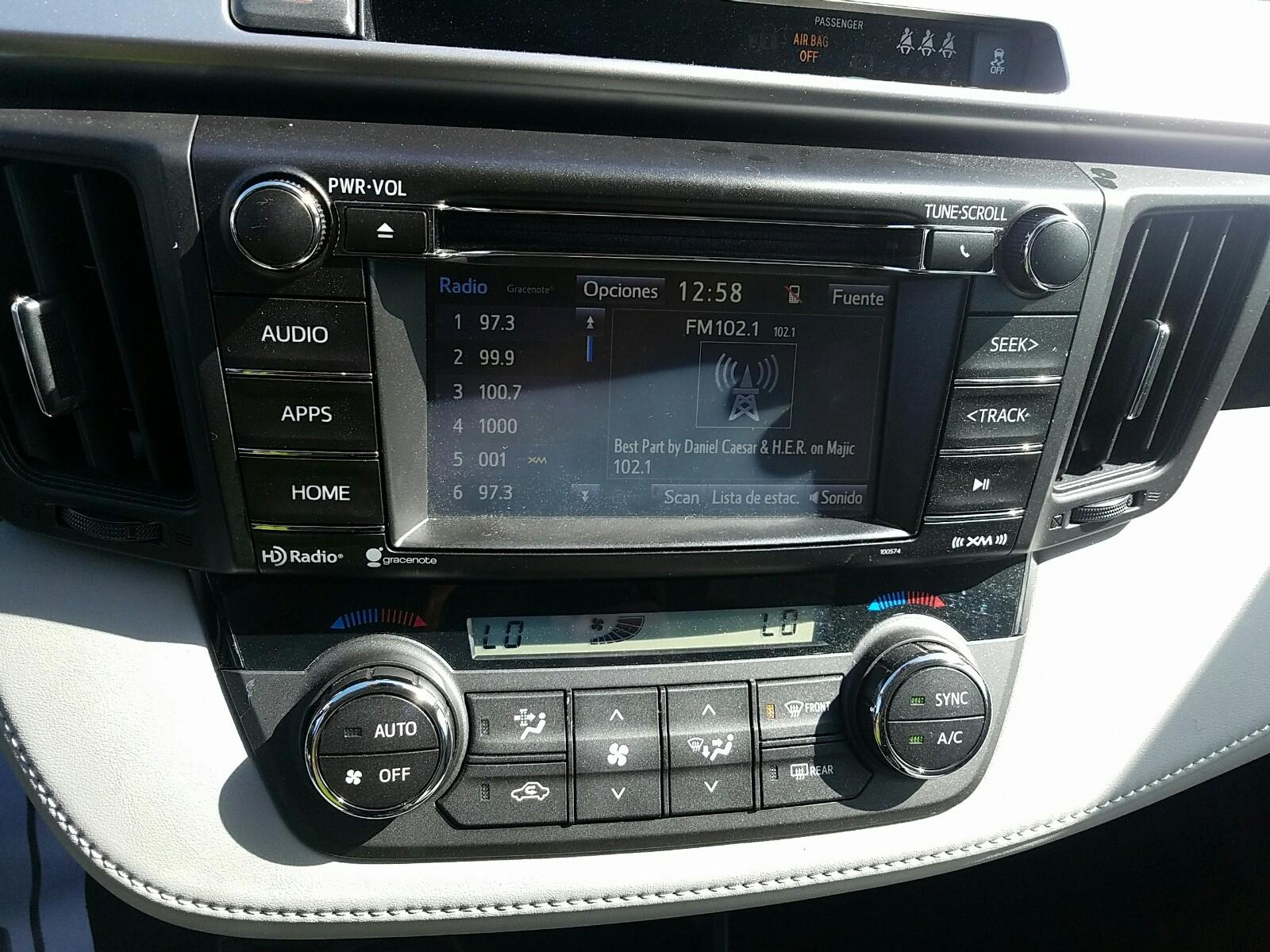 2017 Toyota RAV4 FWD XLE