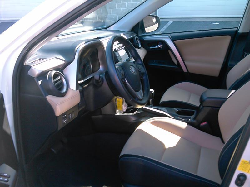 2017 Toyota RAV4 AWD XLE