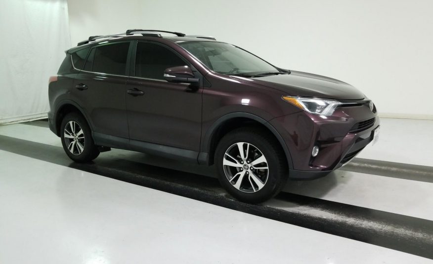 2017 Toyota RAV4 FWD XLE