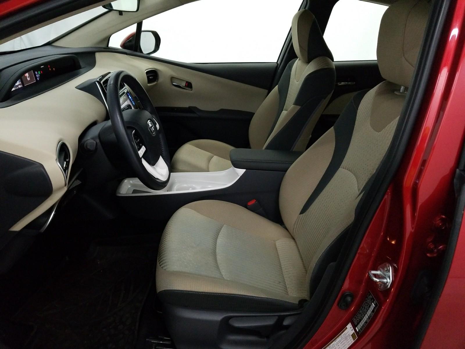 2016 Toyota PRIUS THREE