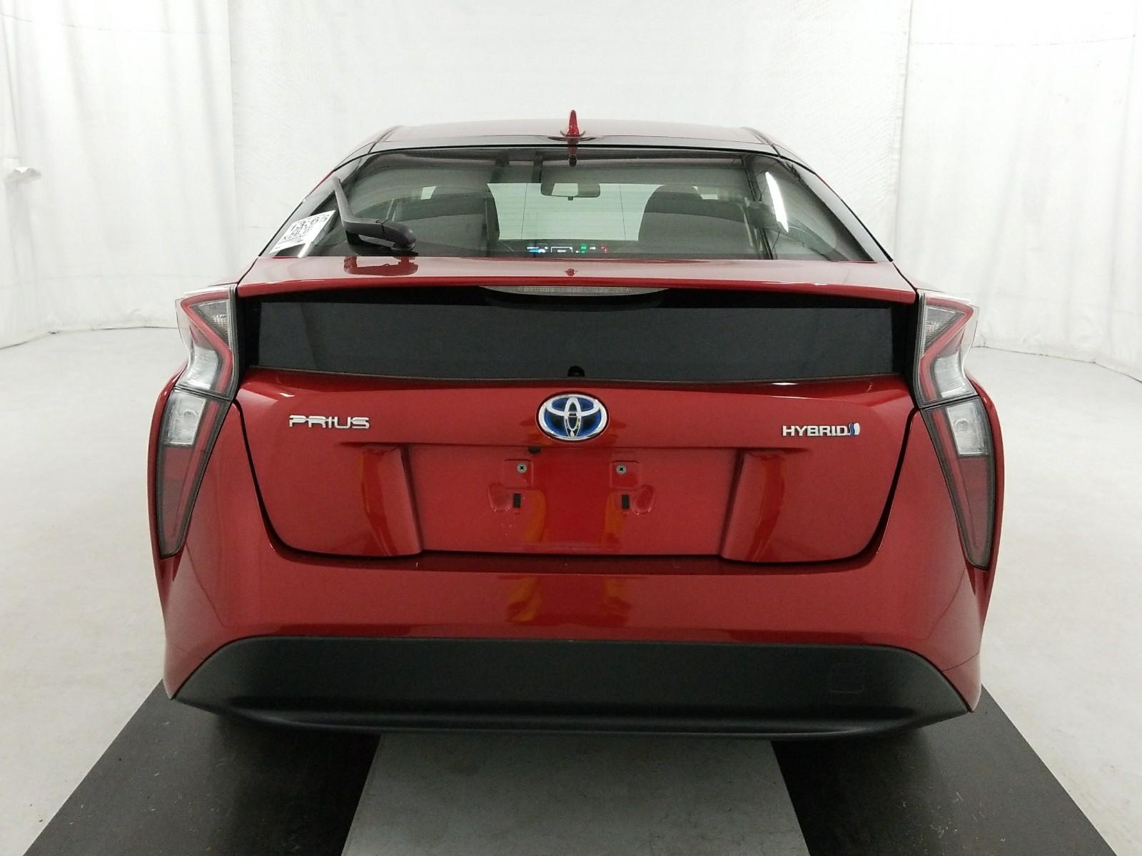 2016 Toyota PRIUS THREE