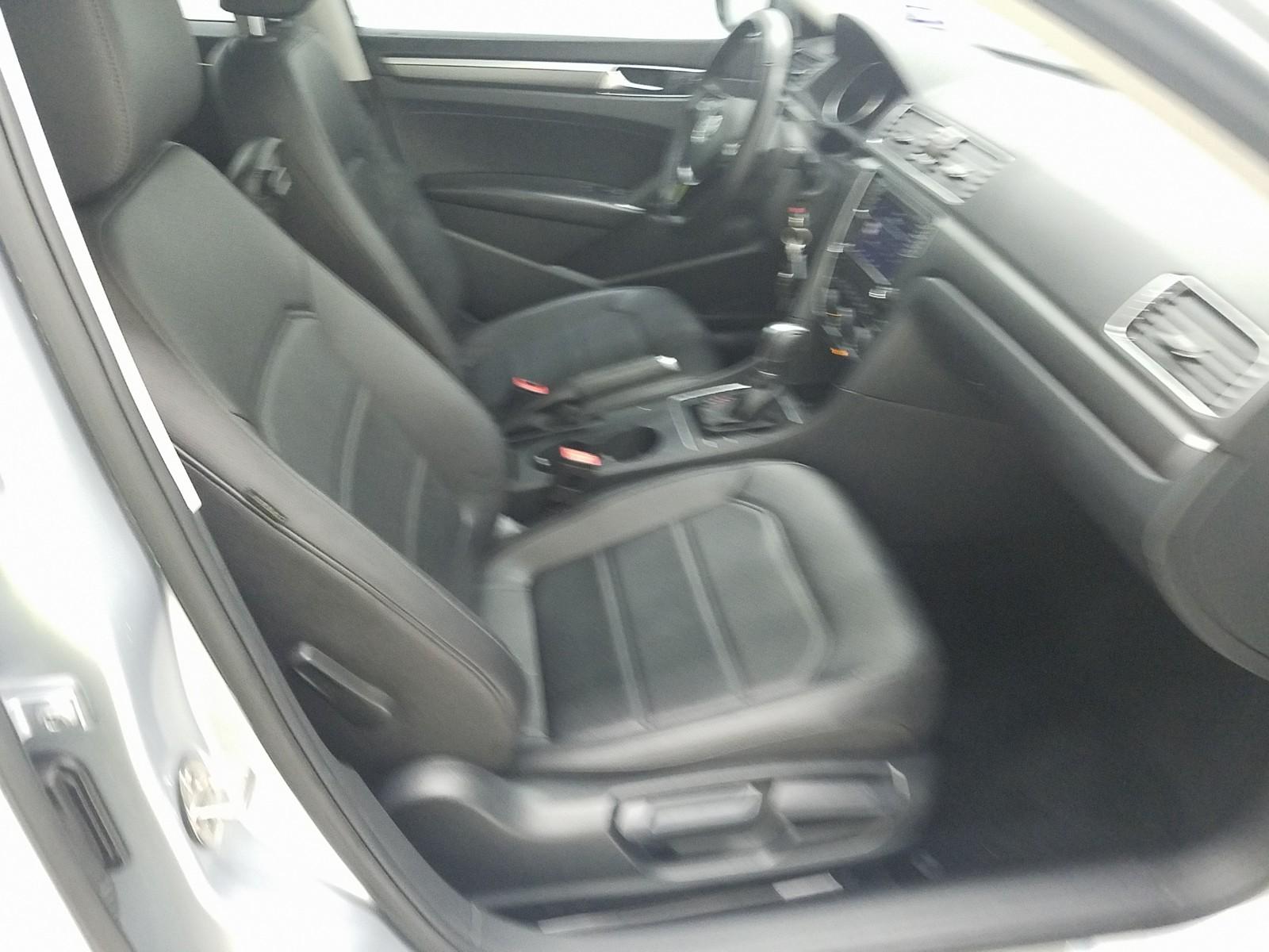 2018 Volkswagen PASSAT 4C R-LINE