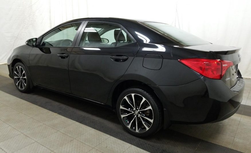 2017 Toyota COROLLA SE