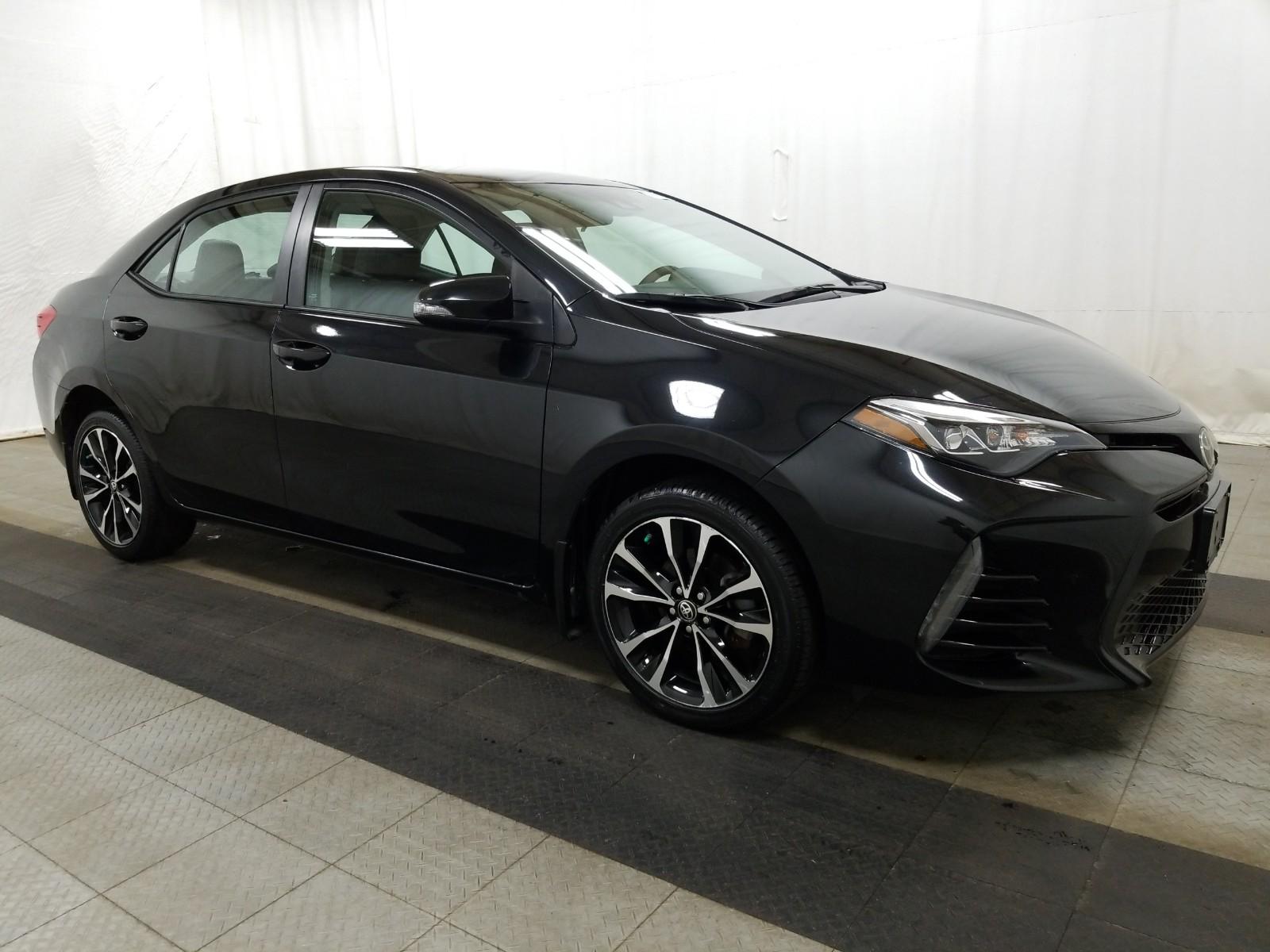 2017 Toyota COROLLA SE