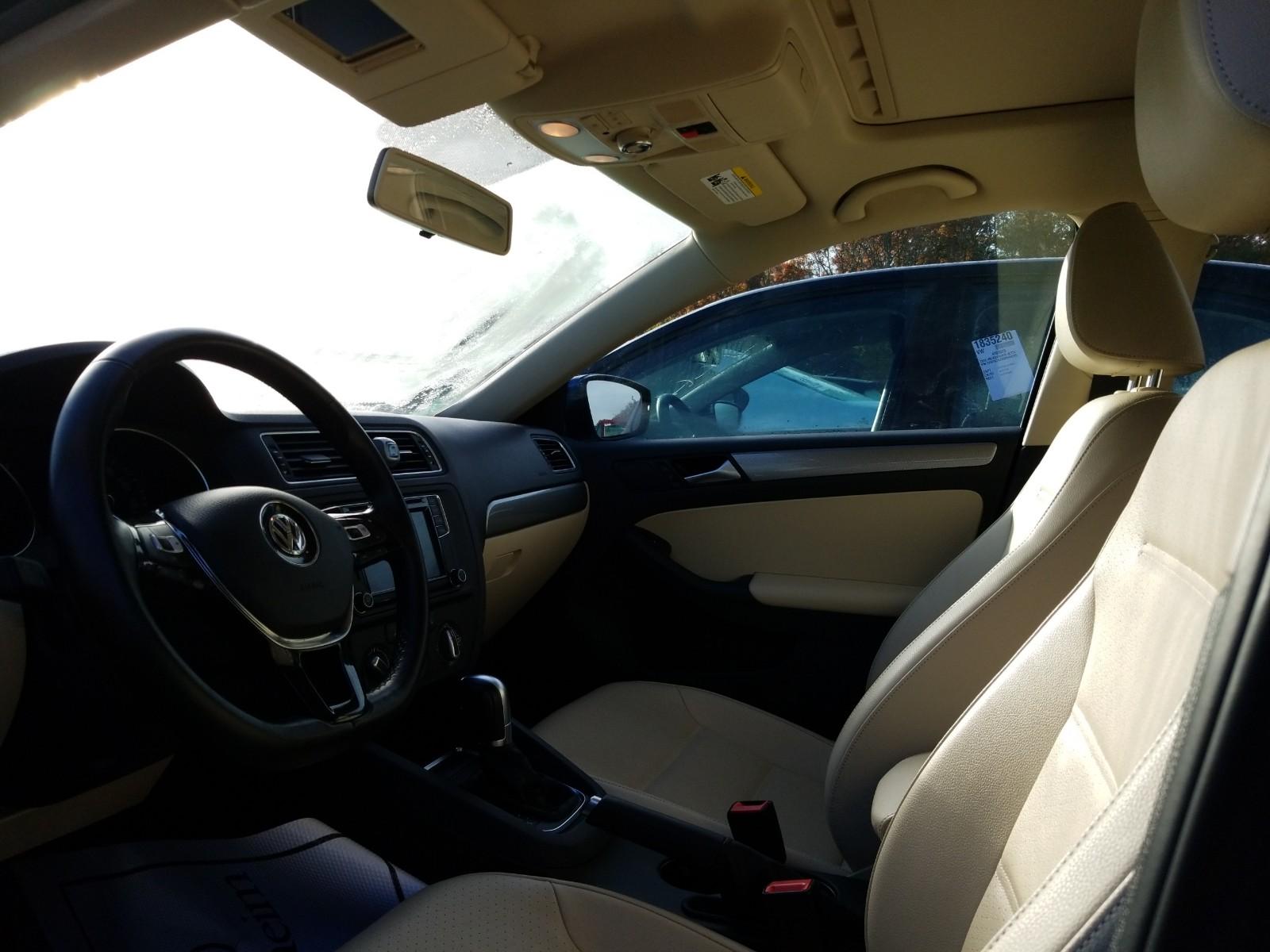 2017 Volkswagen JETTA 1.4T SE