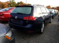 2017 Volkswagen GOLF FWD SE