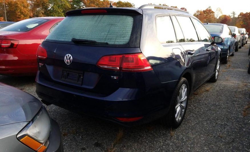 2017 Volkswagen GOLF FWD SE