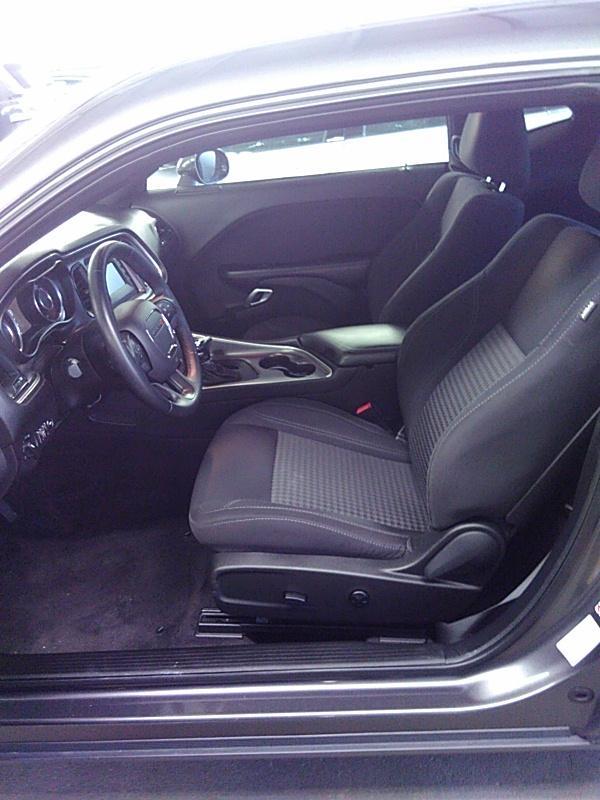 2016 Dodge CHALLENGER V6 SXT