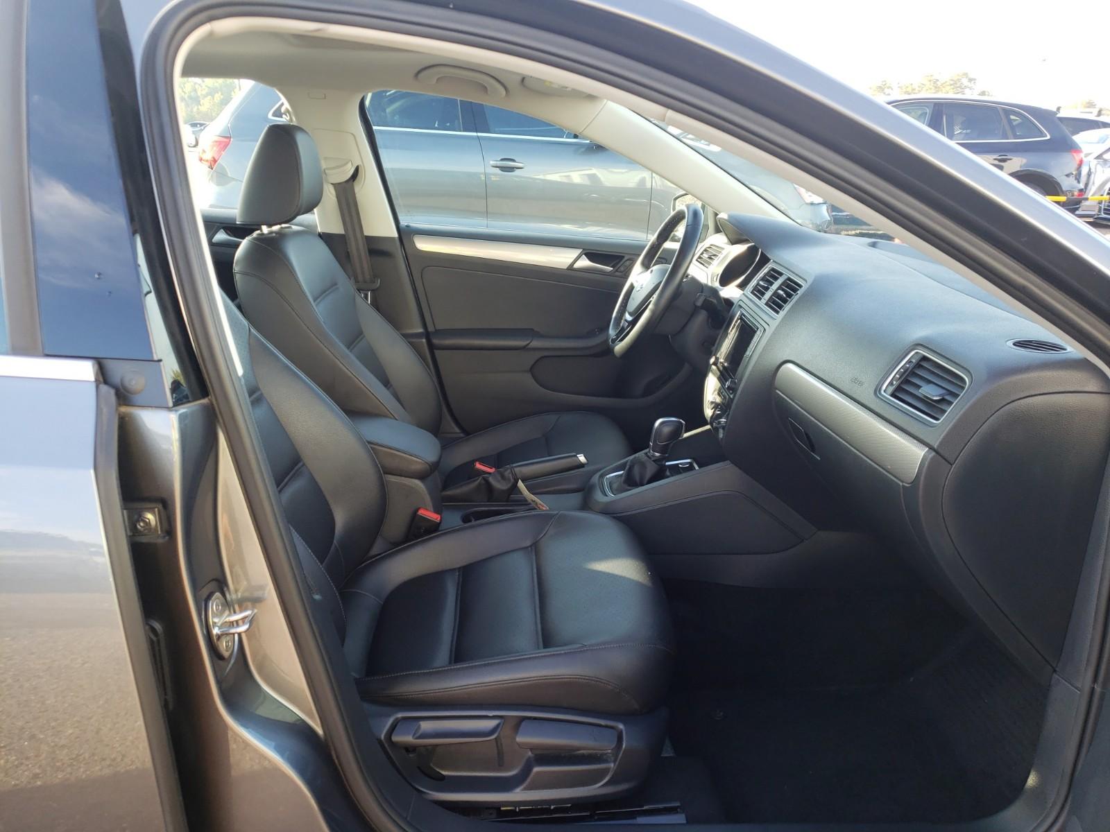 2017 Volkswagen JETTA 1.4T SE