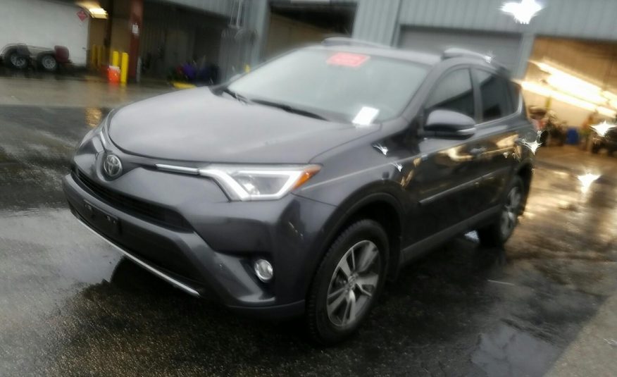 2017 Toyota RAV4 FWD XLE