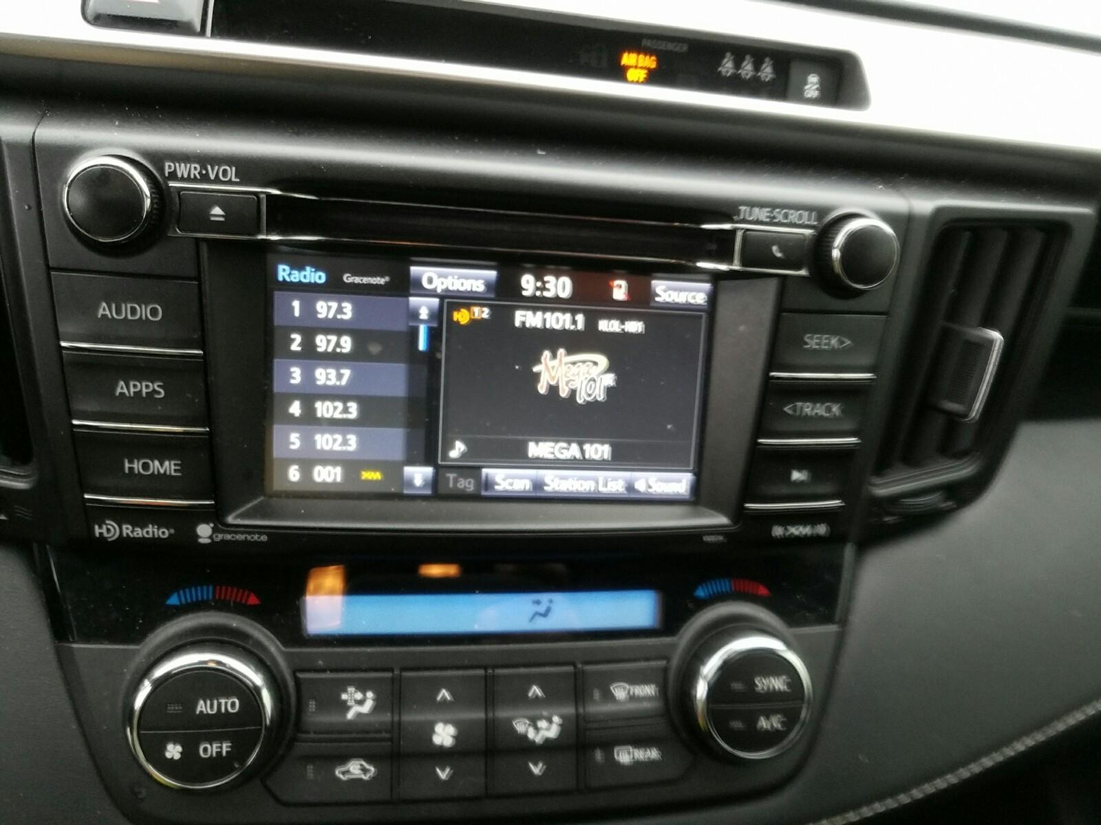 2017 Toyota RAV4 FWD XLE