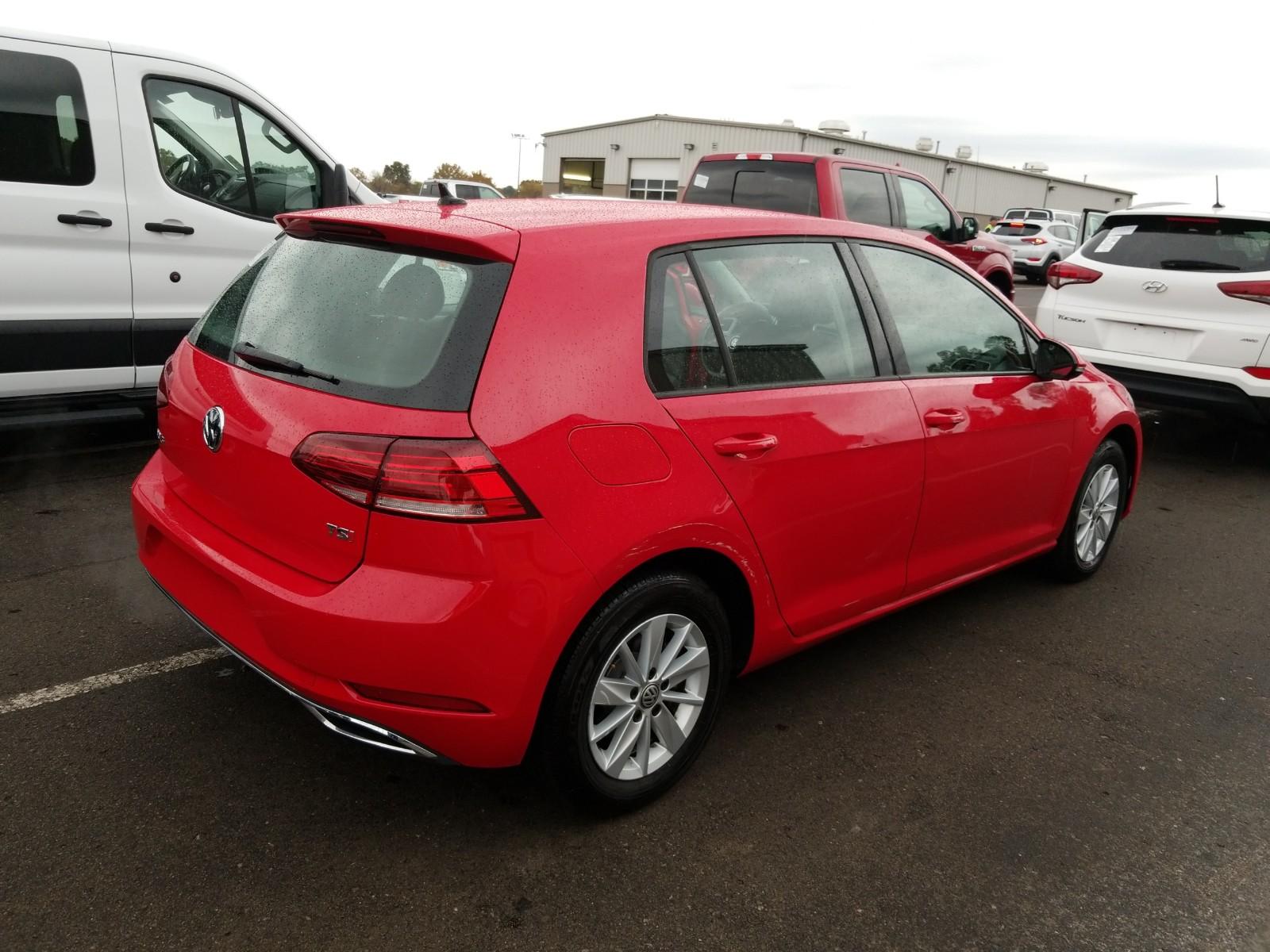 2018 Volkswagen GOLF S