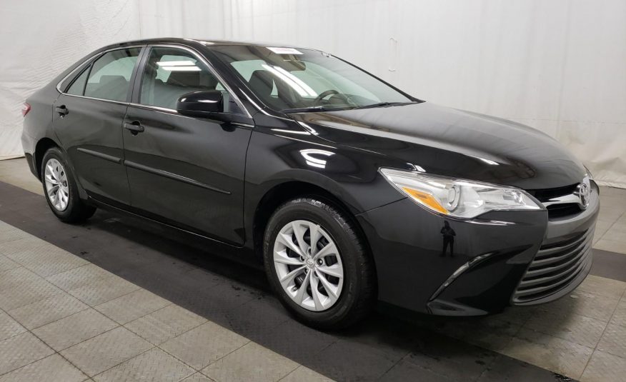 2016 Toyota CAMRY 4C LE