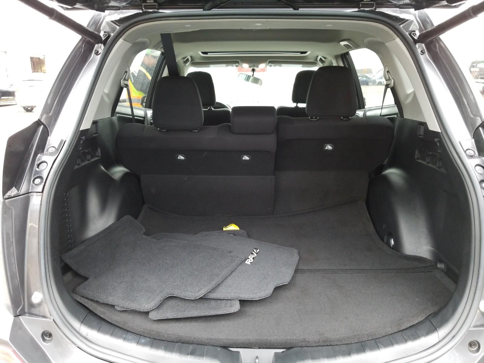 2016 Toyota RAV4 FWD XLE