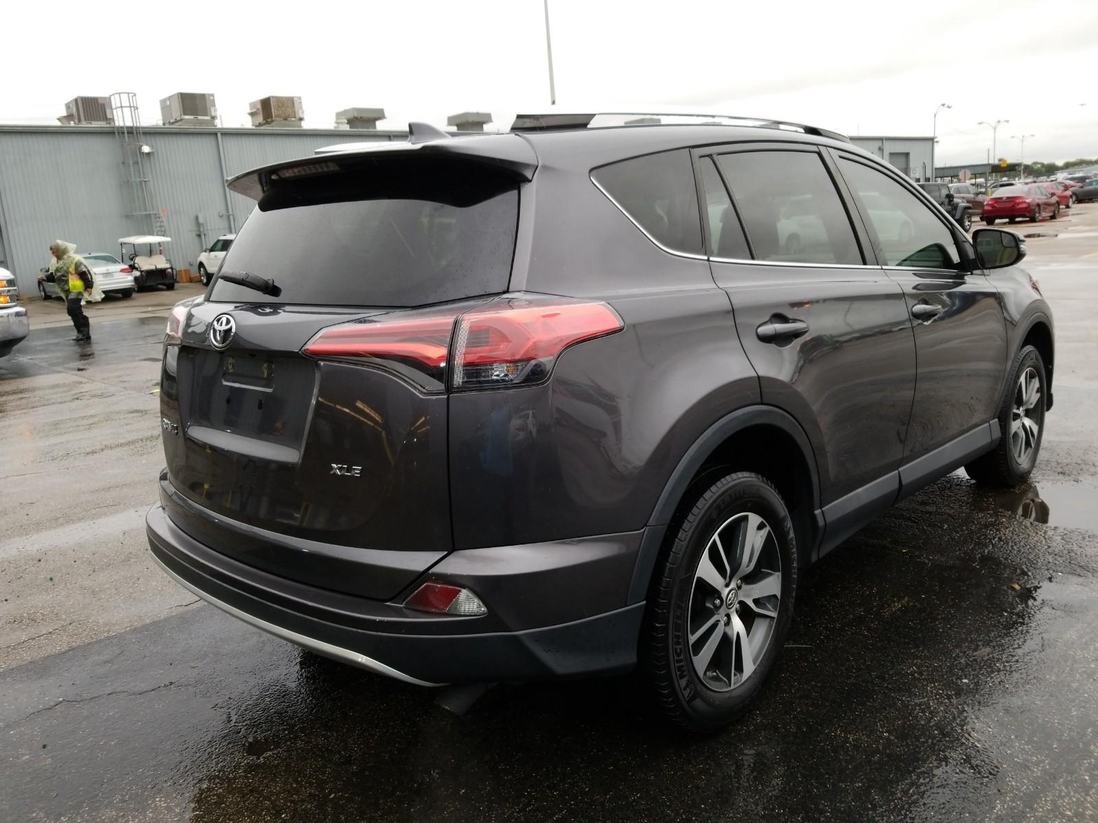 2016 Toyota RAV4 FWD XLE