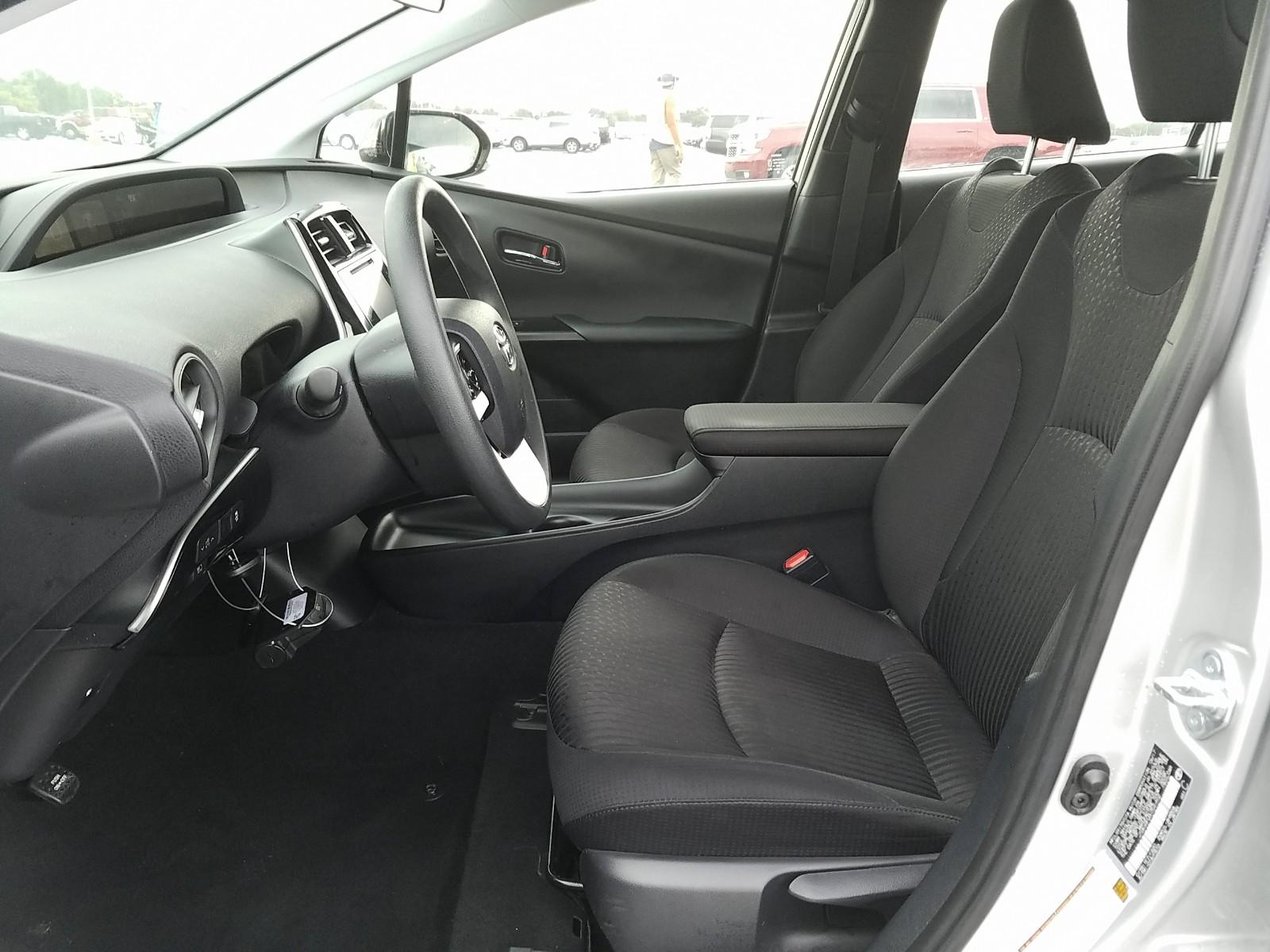 2017 Toyota PRIUS TWO ECO