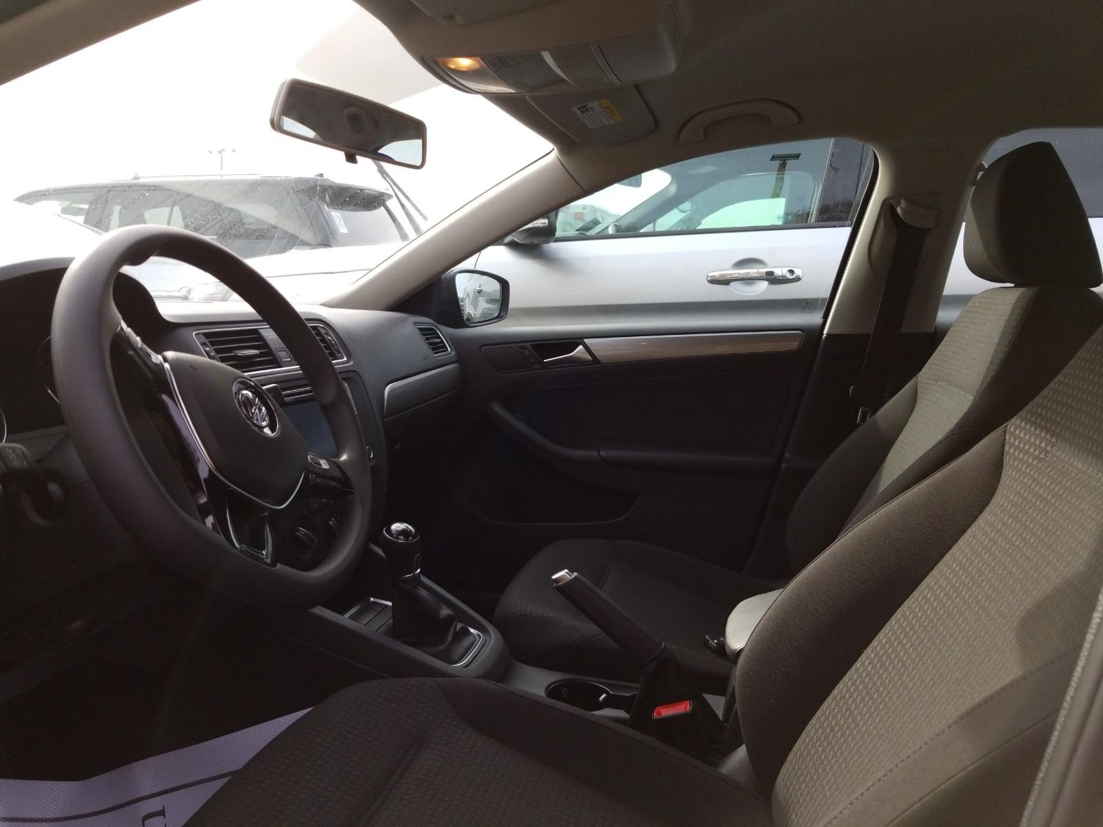 2016 Volkswagen JETTA 1.4T SE