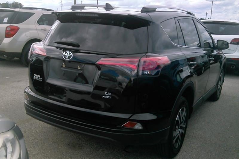 2017 Toyota RAV4 AWD LE