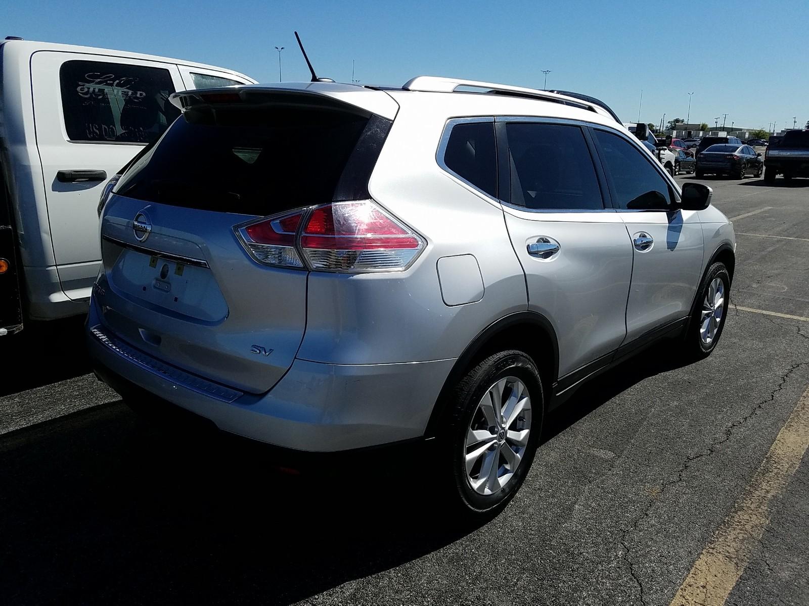 2016 Nissan ROGUE FWD 4C SV