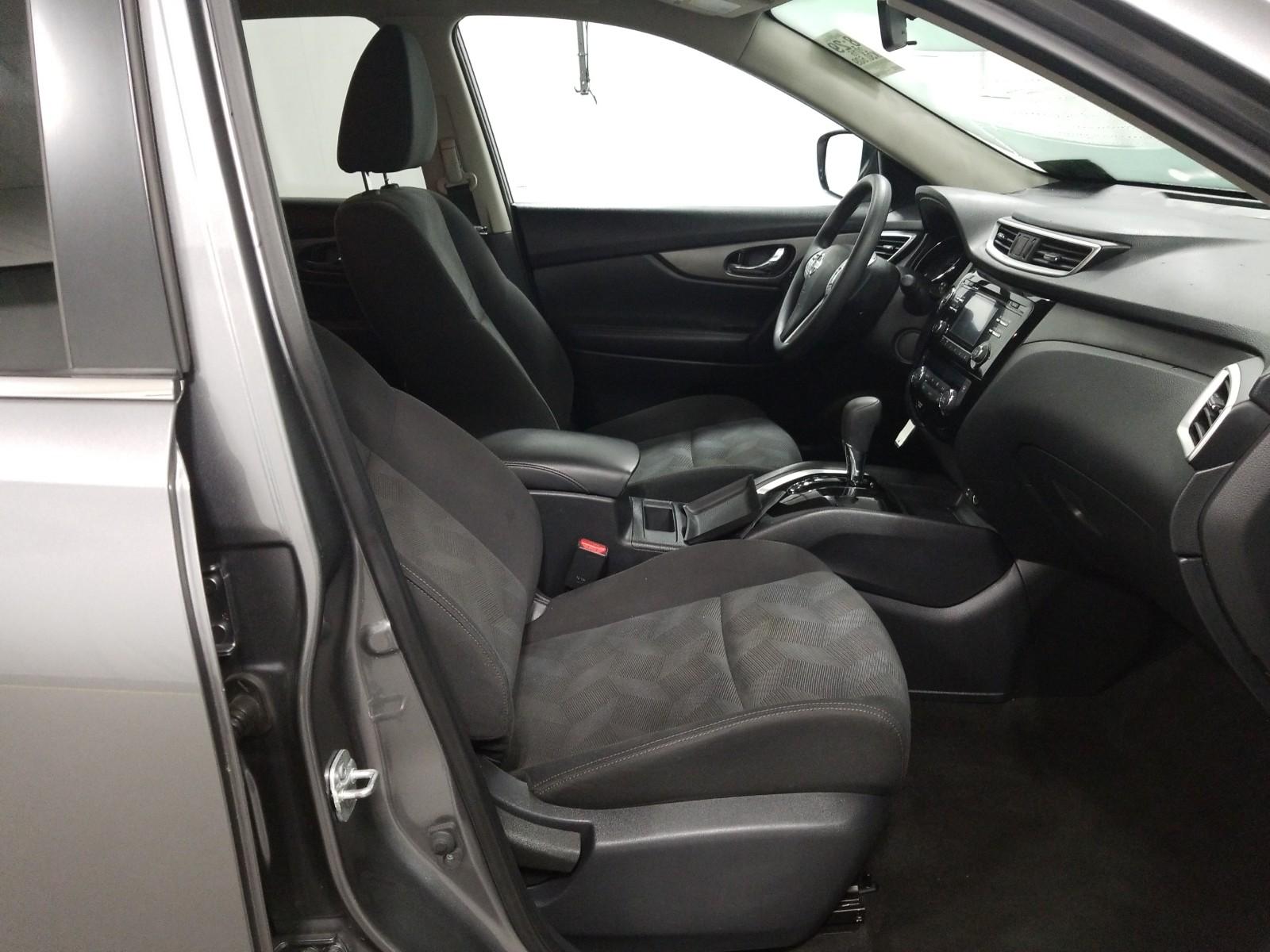 2016 Nissan ROGUE AWD 4C SV