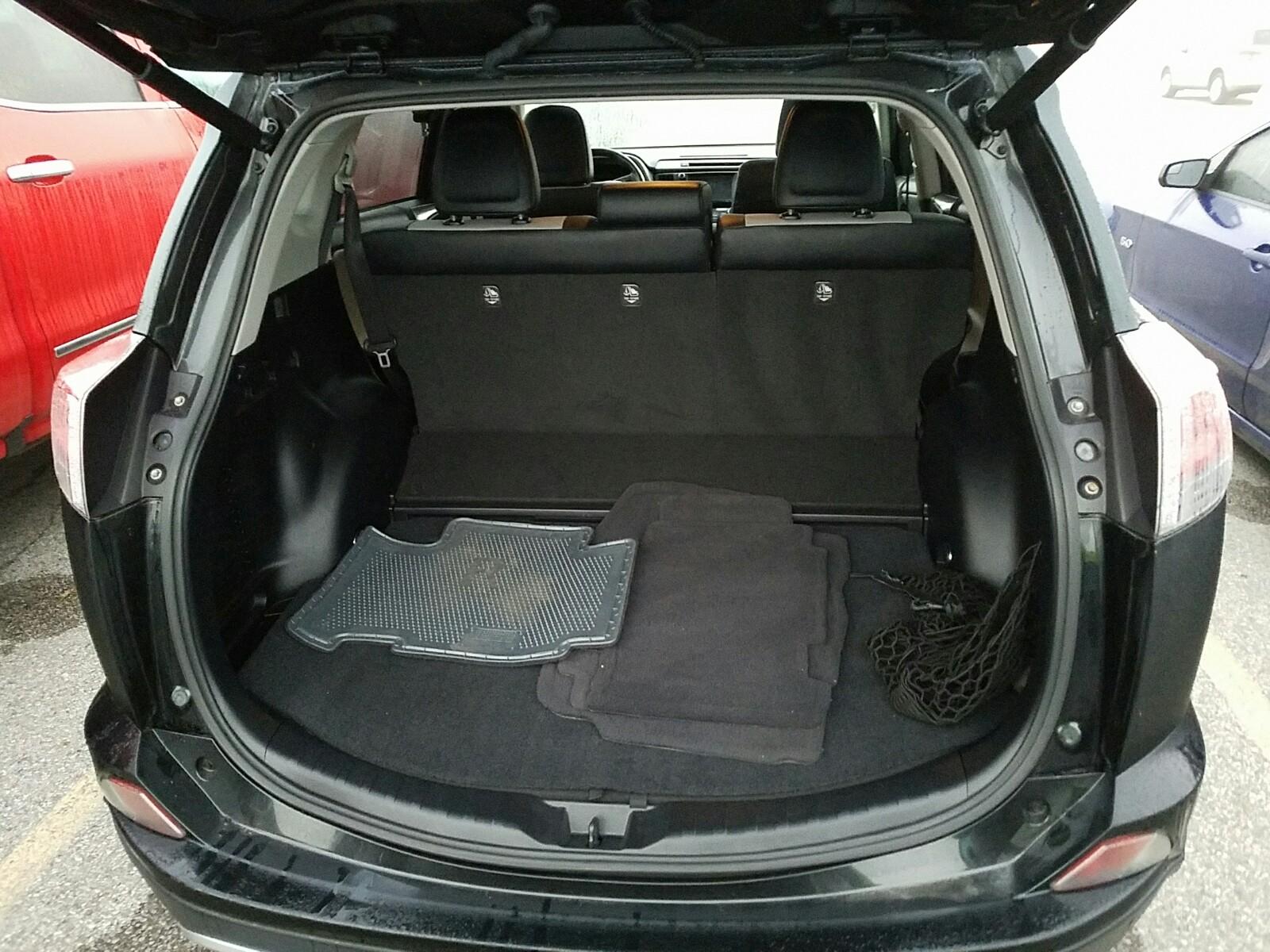 2016 Toyota RAV4 AWD LIMITED