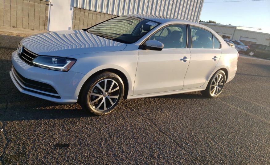 2017 Volkswagen JETTA 1.4T SE