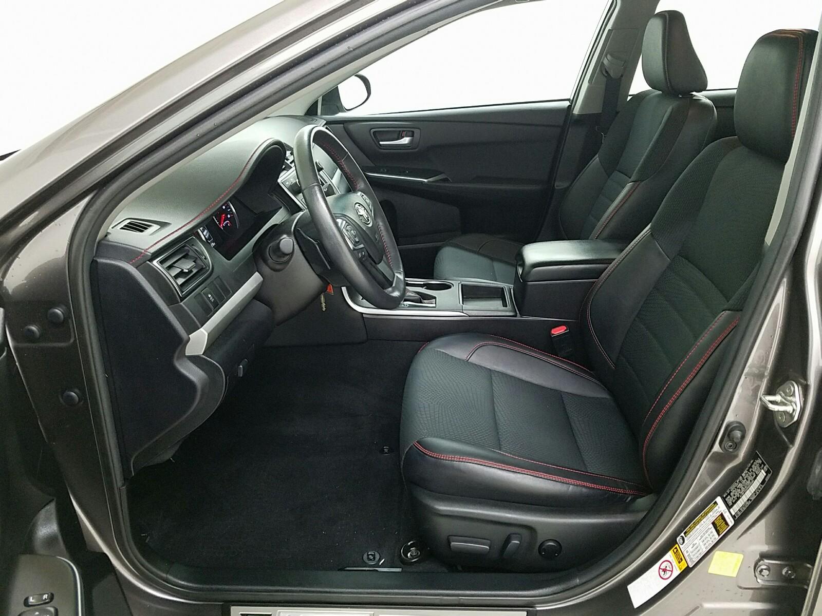 2017 Toyota CAMRY 4C SE