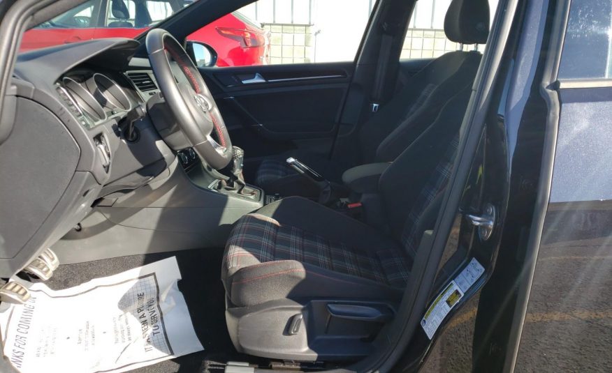 2017 Volkswagen GOLF GTI SPORT