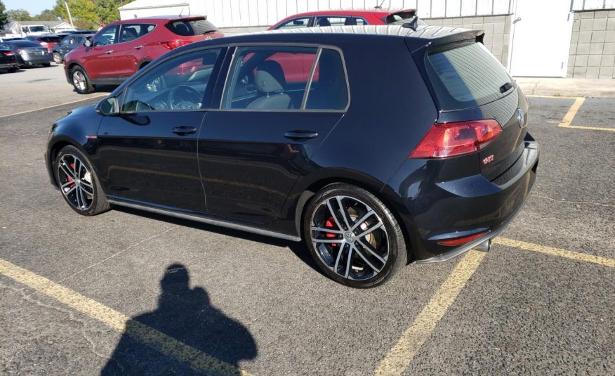2017 Volkswagen GOLF GTI SPORT