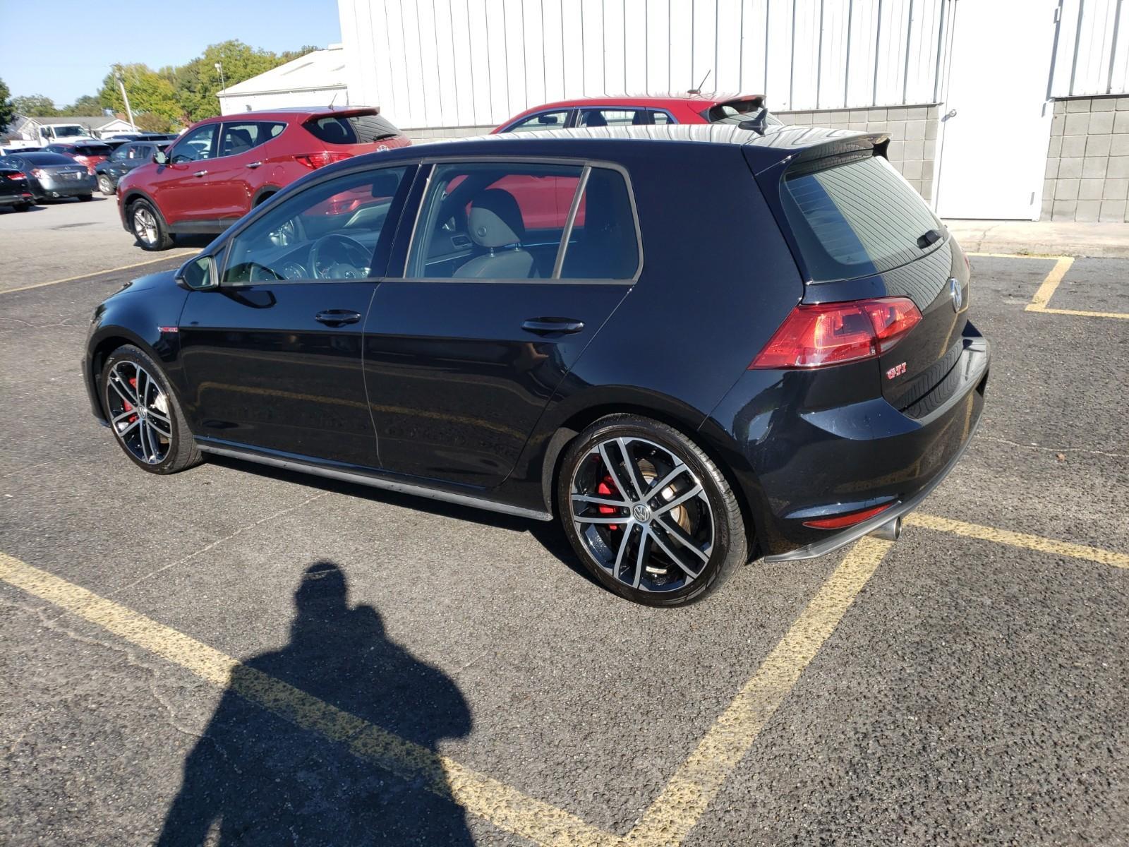 2017 Volkswagen GOLF GTI SPORT