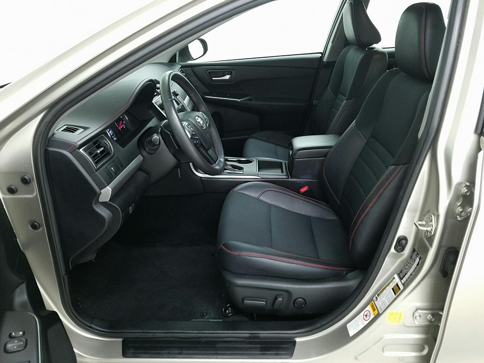 2017 Toyota CAMRY 4C SE