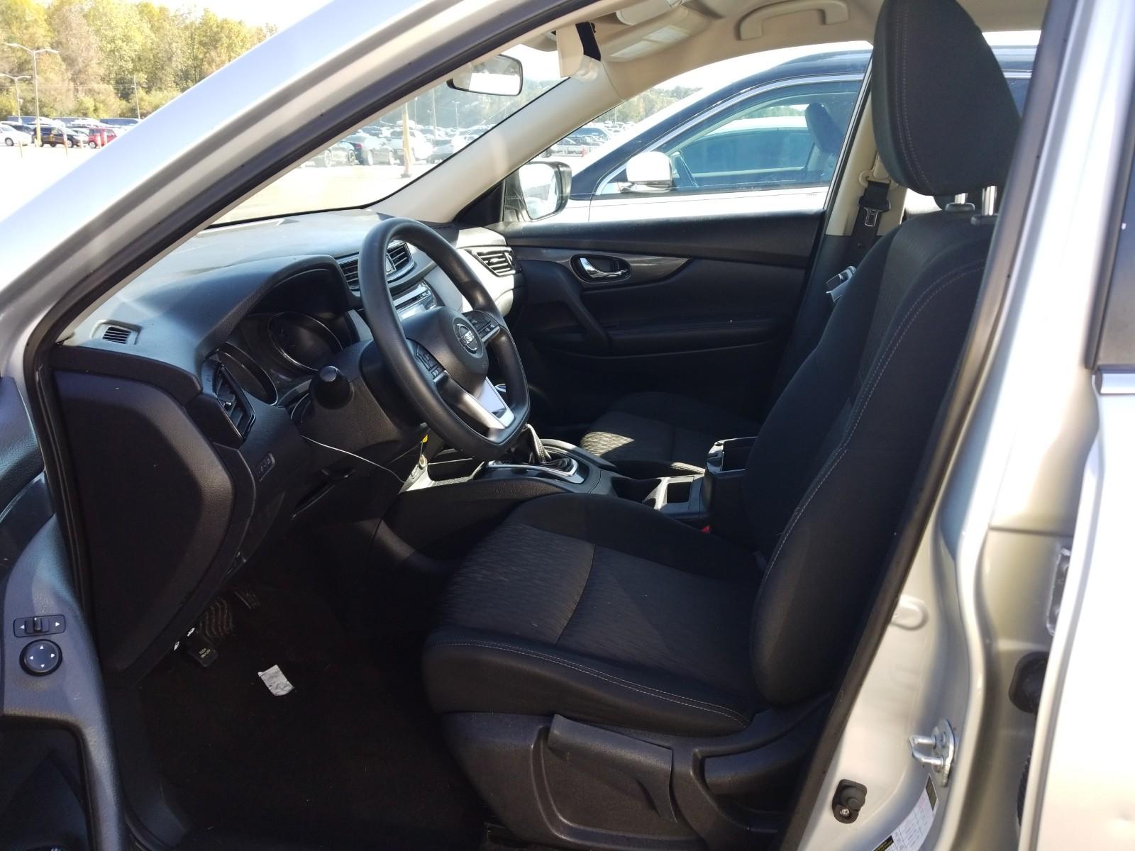 2017 Nissan ROGUE AWD 4C S