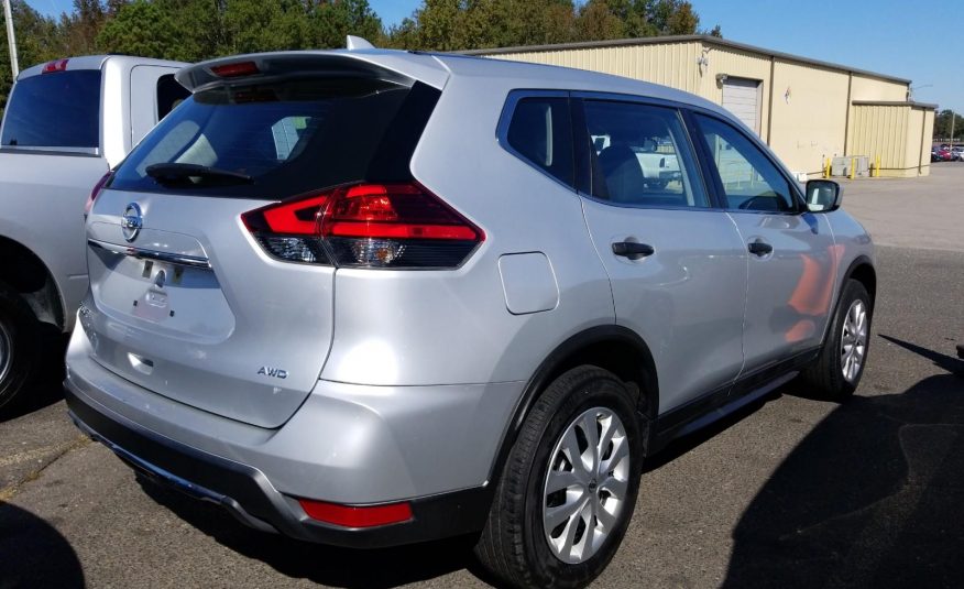 2017 Nissan ROGUE AWD 4C S