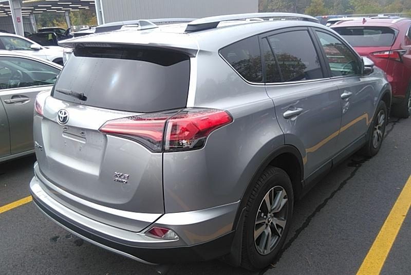 2017 Toyota RAV4 AWD XLE