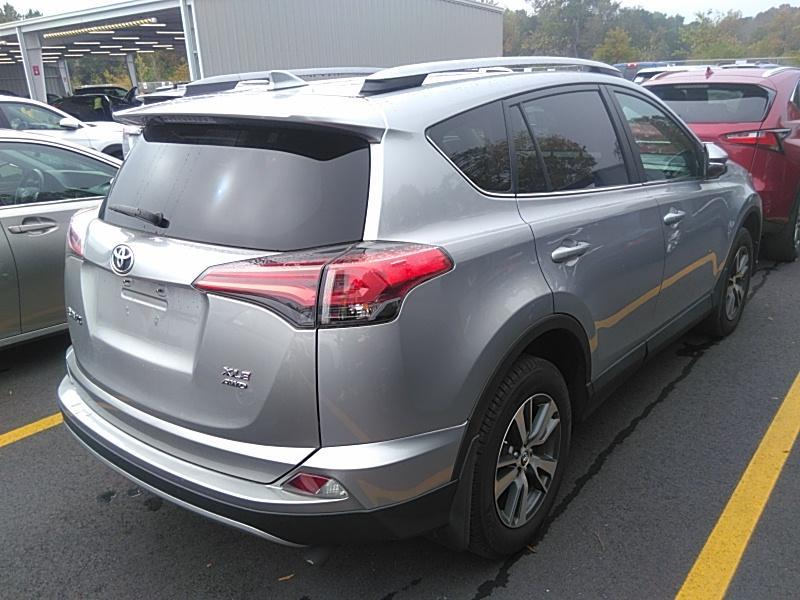2017 Toyota RAV4 AWD XLE
